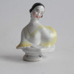Demi figurine porcelaine Femme Art Déco
