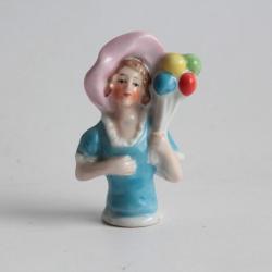 Demi figurine porcelaine Femme