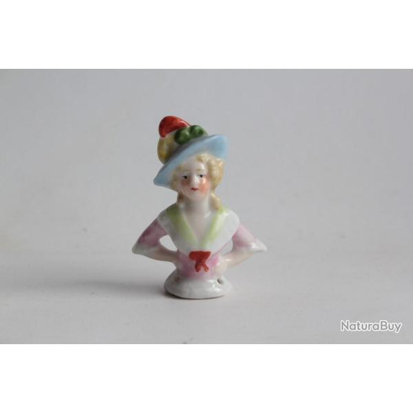 Demi figurine porcelaine Femme
