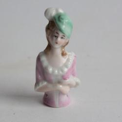 Demi figurine porcelaine Femme