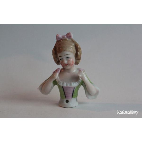 Demi figurine porcelaine Femme