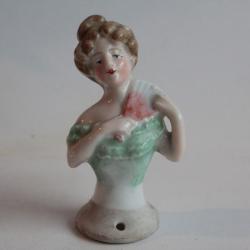 Demi figurine porcelaine Femme
