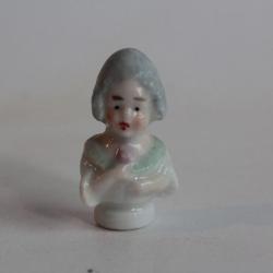 Demi figurine porcelaine Femme