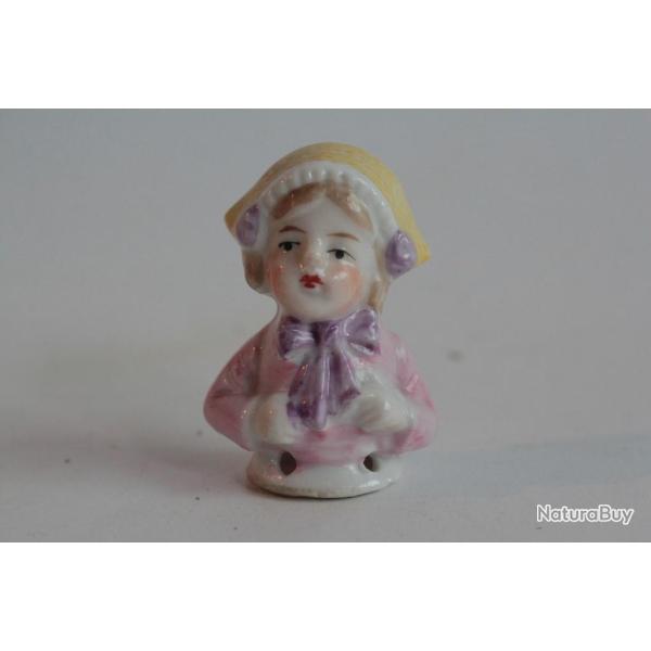 Demi figurine porcelaine Fillette