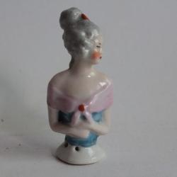 Demi figurine porcelaine Femme