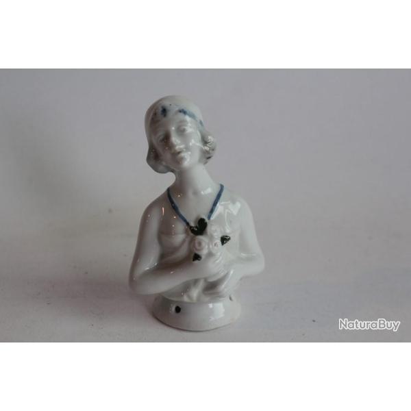 Demi figurine porcelaine Femme