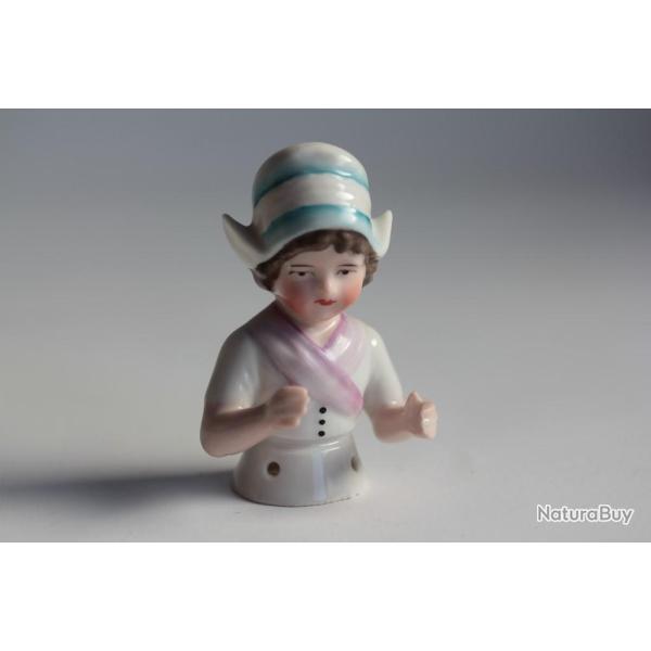 Demi figurine porcelaine Jeune fille Hollandaise