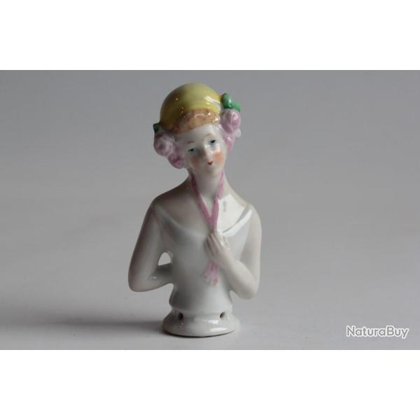 Demi figurine porcelaine Femme aux roses Art dco