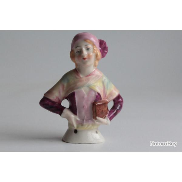 Demi figurine porcelaine Femme Garonne