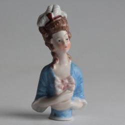 Demi figurine porcelaine Femme