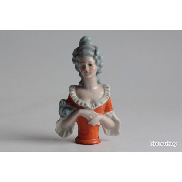 Demi figurine porcelaine Femme Marquise