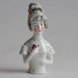 Demi figurine porcelaine Femme Marquise