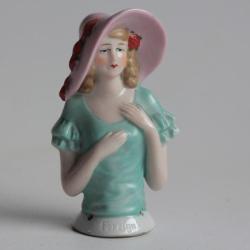 Demi figurine porcelaine Femme