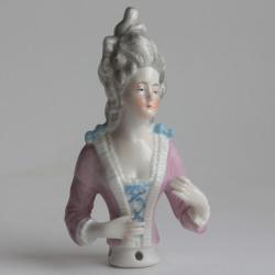 Demi figurine porcelaine Marquise bras d&eacute;tach&eacute;s
