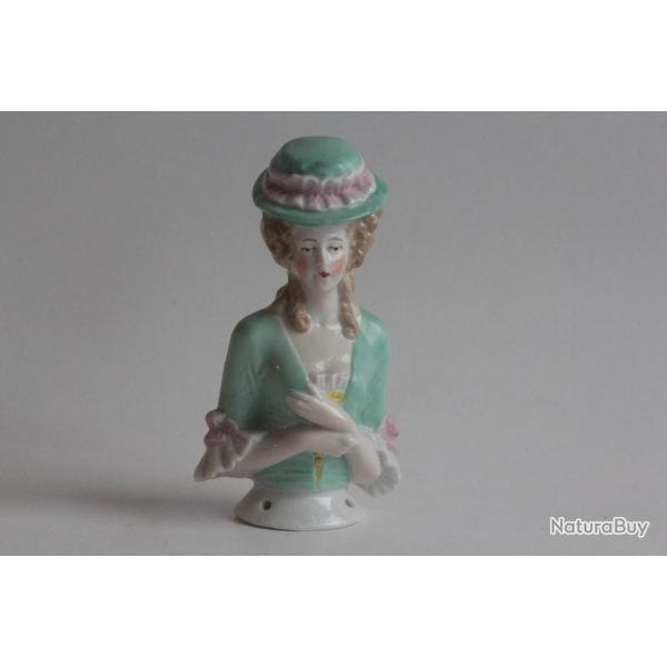 Demi figurine porcelaine Marquise