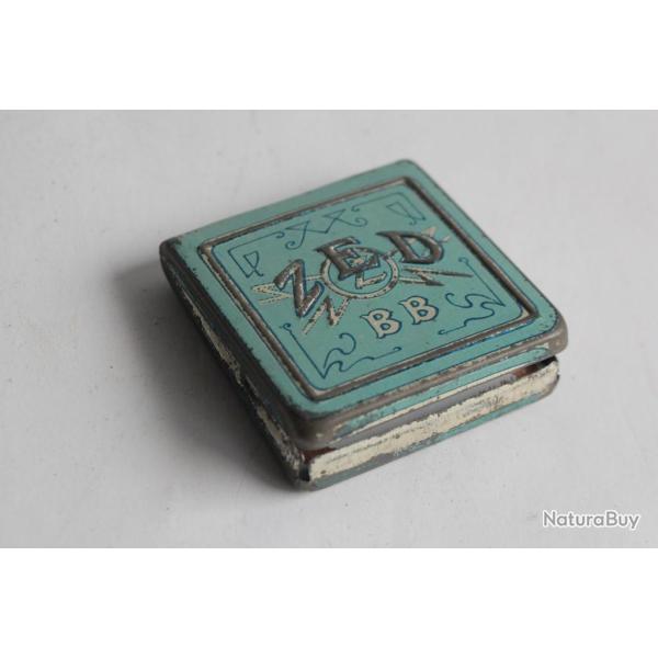Ancienne bo�te publicitaire Papier � cigarettes Zed BB