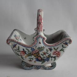 Bouquetière Corbeille faïence Desvres Fourmaintraux Corne d'abondance