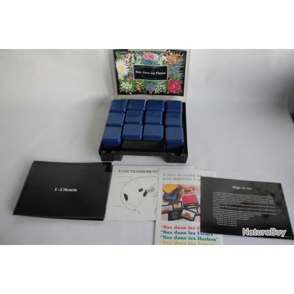 Coffret le nez dans les fleurs 12 ar�mes Jean Lenoir