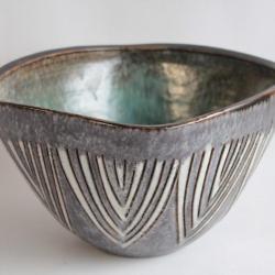 Coupe c&eacute;ramique &eacute;maill&eacute;e incis&eacute;e Noverraz Suisse