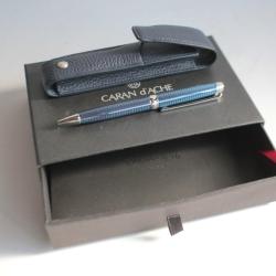 CARAN D'ACHE Stylo bille Léman Grand Bleu