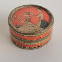 Ancienne boite publicitaire poudre trois fleurs Richard Hundunt