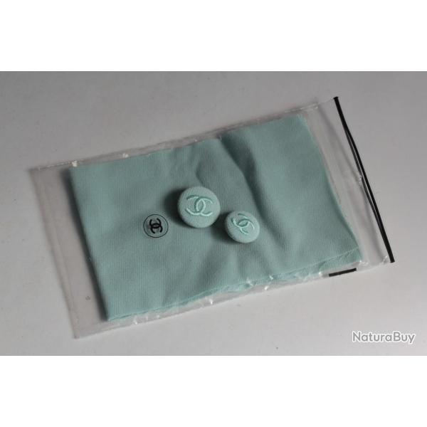 CHANEL Boutons tissu brod bleu vintage