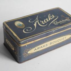 Boîte à Cigarettes tôle ARAKS Bouquet Tchamkerten et Co.
