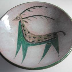 MENELIKA Plat céramique Suisse