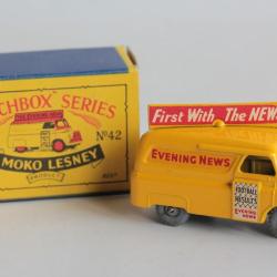 LESNEY Véhicule miniature N°42 Bedford Evening News Van Jouet