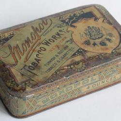 Bo&icirc;te &agrave; Cigarettes t&ocirc;le Monopol Tobacco works Turkish & Russian