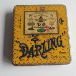 o&icirc;te &agrave; Cigarettes t&ocirc;le ED. Laurens Le kh&eacute;dive Darling