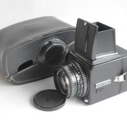 Appareil photo Hasselblad 500C/M + 80mm f/2,8 PLANAR CF Near Mint
