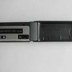 Ancien appareil photo Kodak Ektra 250 camera