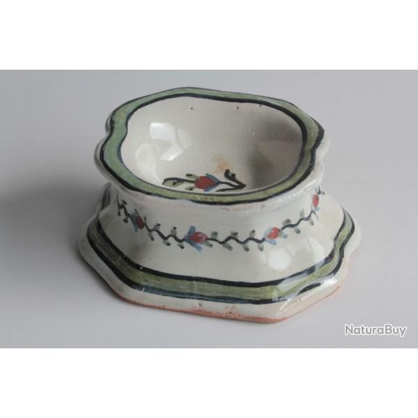 Saleron fa�ence XVIIIe si�cle