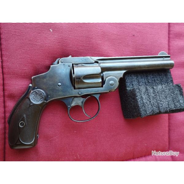 Revolver Smith & Wesson Safety Third Model .cal 38 Sw.