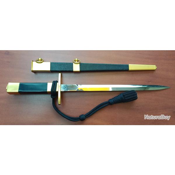 Superbe dague de sous-officier de l'Arme de l'Air modle 1934 complte dans sa boite d'origine