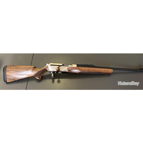 Carabine Lin�aire BROWNING MARAL 4X ULTIMATE 300 Win Mag canon 61 + Bois PISTOL Grade 3 + kit battue