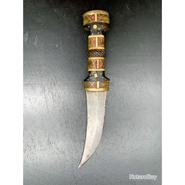 ANCIEN POIGNARD SYRIEN DU MILIEU DU XIX� SIECLE, PAS DE FOURREAU MAIS PIECE TOP
