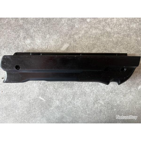 Vend pour MP 40  garde main r�plique  CAT D