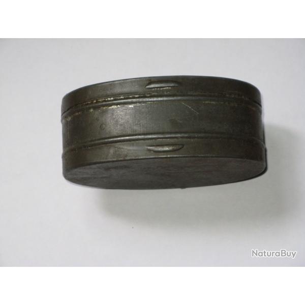 14-18 : Bote  graisse/cirage de poilu, 2 compartiments, tle.