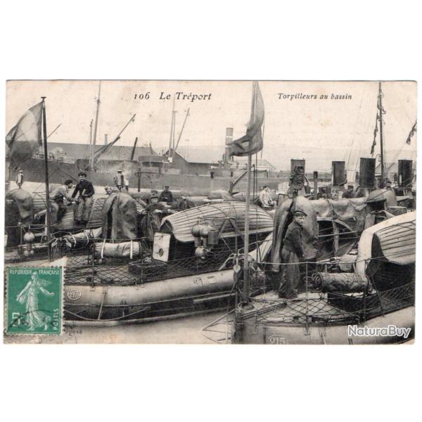CPA- Marine Militaire FRAN�AISE - Le Treport Torpilleurs au Bassin N�1284