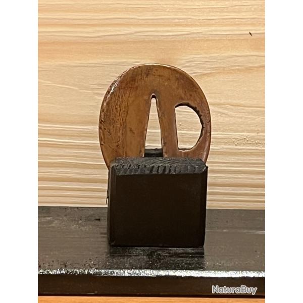 Mignon petit Tsuba en cuivre