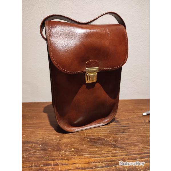 Ancienne sacoche chasse . Porte carte .neuve  similicuir