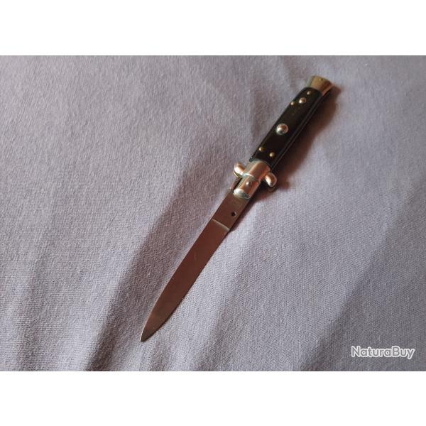Couteau automatique italien