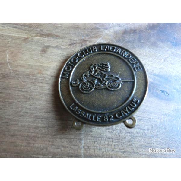 insigne m�tal ""moto club la gardere lassalle 82 caylus """/ 63 ambert