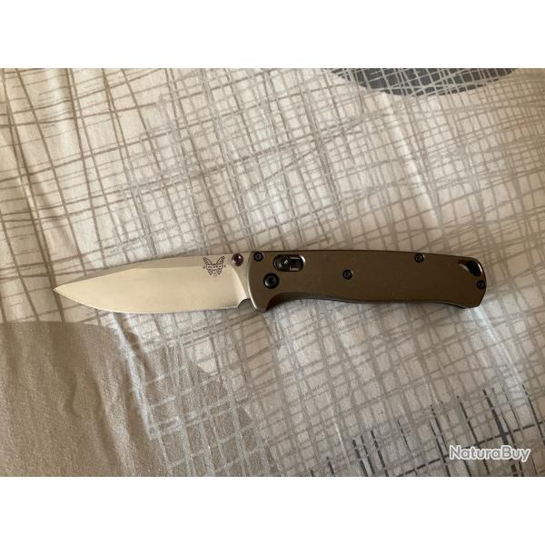 VEND COUTEAU BENCHMADE BUGOUT COULEUR CUIVRE.