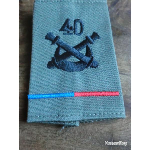 fourreau tissu brod�e d'�paule 40eme R.A d'artillerie