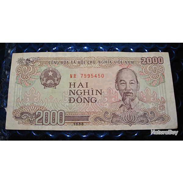 Vietnam  billet de 2000 dong 1988 ttb