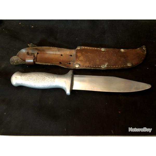 COUTEAU SCOUT BESSET MEDAILLE D OR