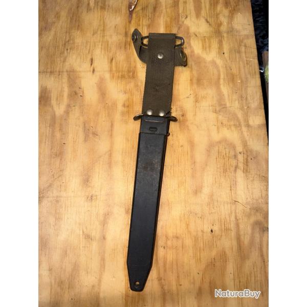 FOURREAU DE BAIONNETTE FAMAS dat de 1982